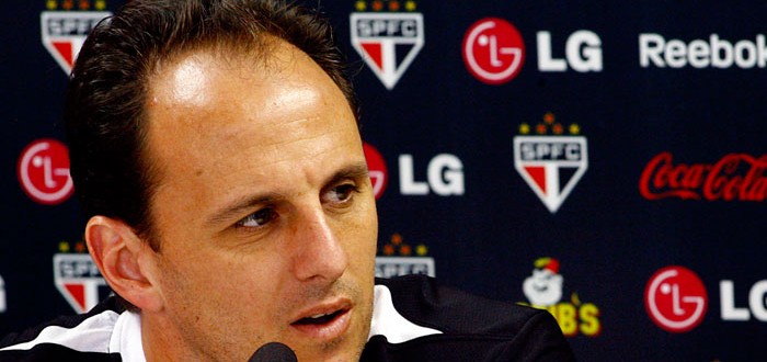 Rogerio Ceni annuncia il suo ritiro