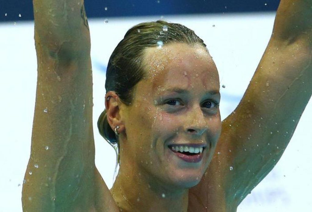 epa04364989 Federica Pellegrini of Italy reacts after the women's 200m Freestyle Final at the 32nd LEN European Swimming Championships 2014 in Berlin, Germany, 23 August 2014.  EPA/DAVID EBENER